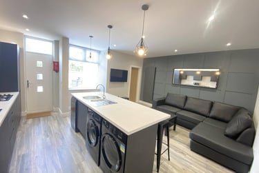 6 bed flat, Wallace Avenue, Victoria Park, Manchester, M145HH - Image 6